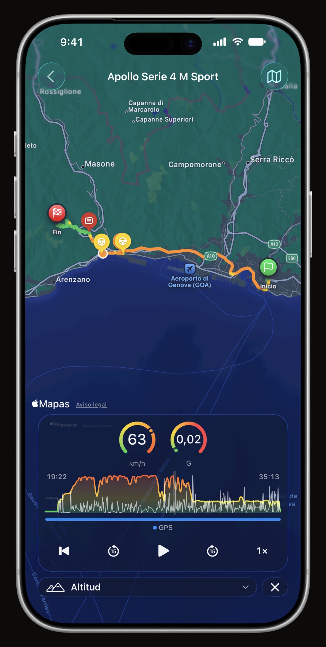 Reproductor de repetición de WrenchTime en iPhone con indicadores de velocidad, altitud y fuerza G avanzando por la ruta grabada