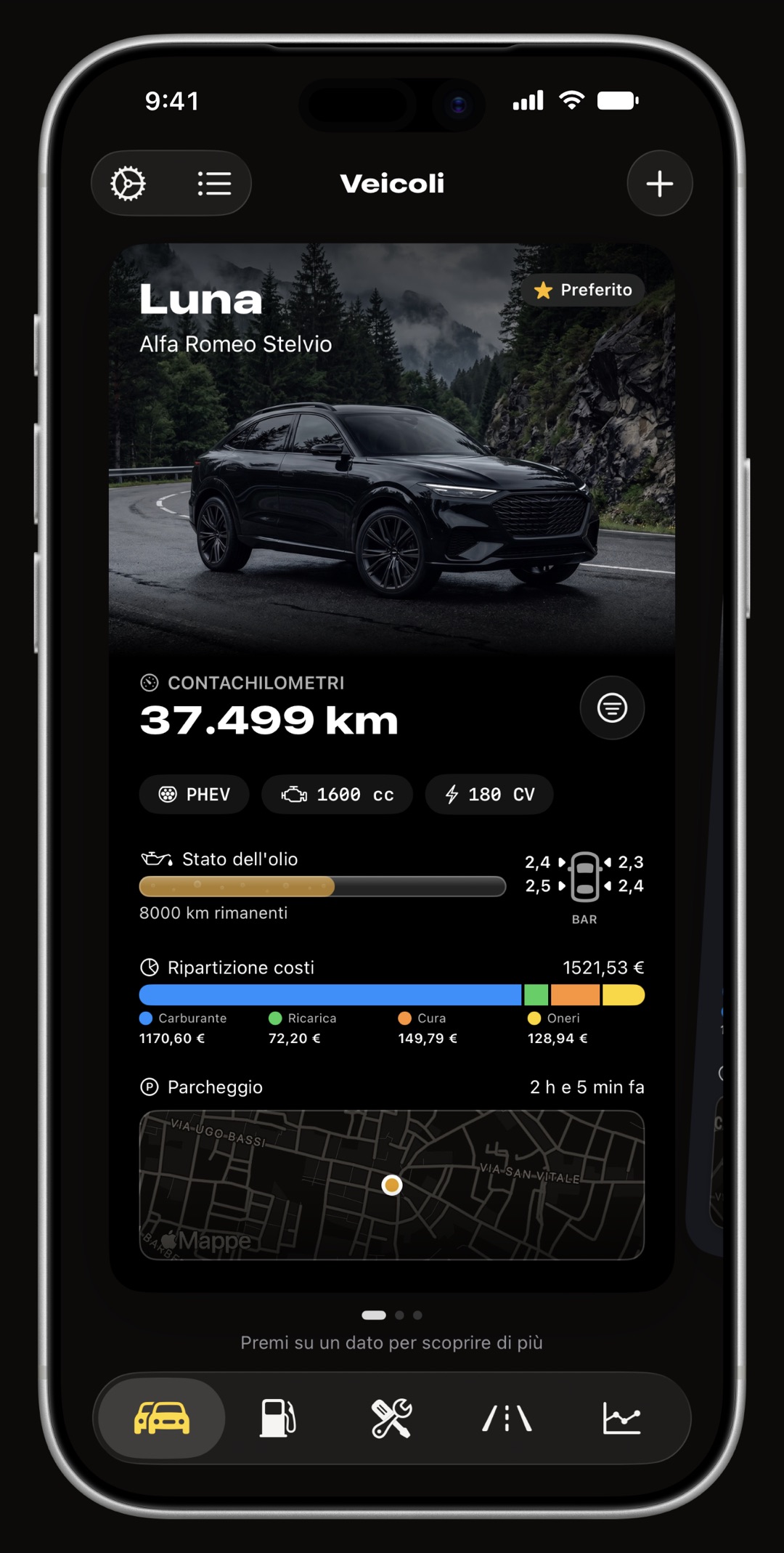Scheda veicolo di WrenchTime su iPhone con contachilometri, vita dell'olio, pressione pneumatici, ripartizione dei costi e parcheggio