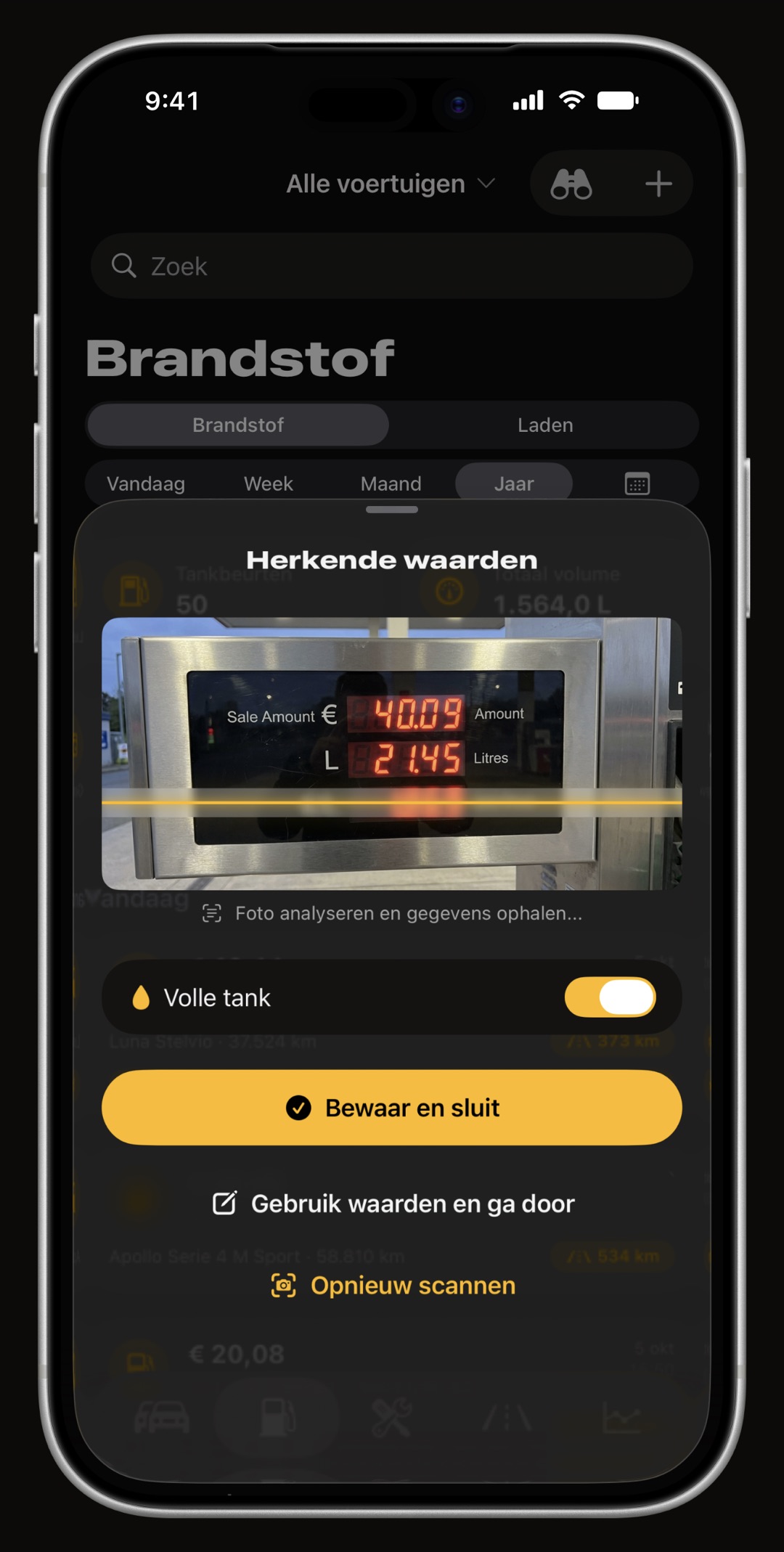 WrenchTime scant een pompdisplay met OCR op het toestel, op iPhone