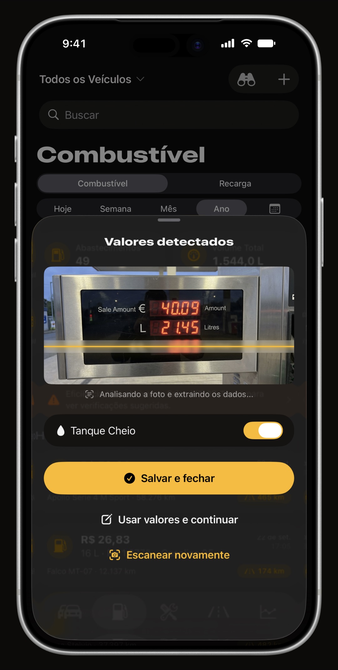 WrenchTime lendo o visor de uma bomba com OCR no próprio aparelho, no iPhone